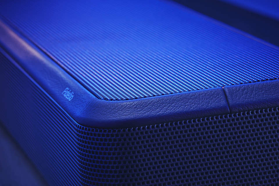 Philips TAFB1/37 soundbar speaker Black 7.1.2 channels 310 W